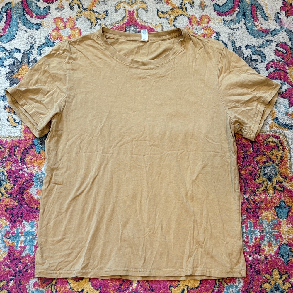 Men's Casual Short-Sleeve T-Shirt in Tan